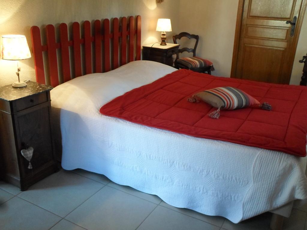 La Grange Du Bourg Bed and Breakfast Deneuille-les-Mines Εξωτερικό φωτογραφία